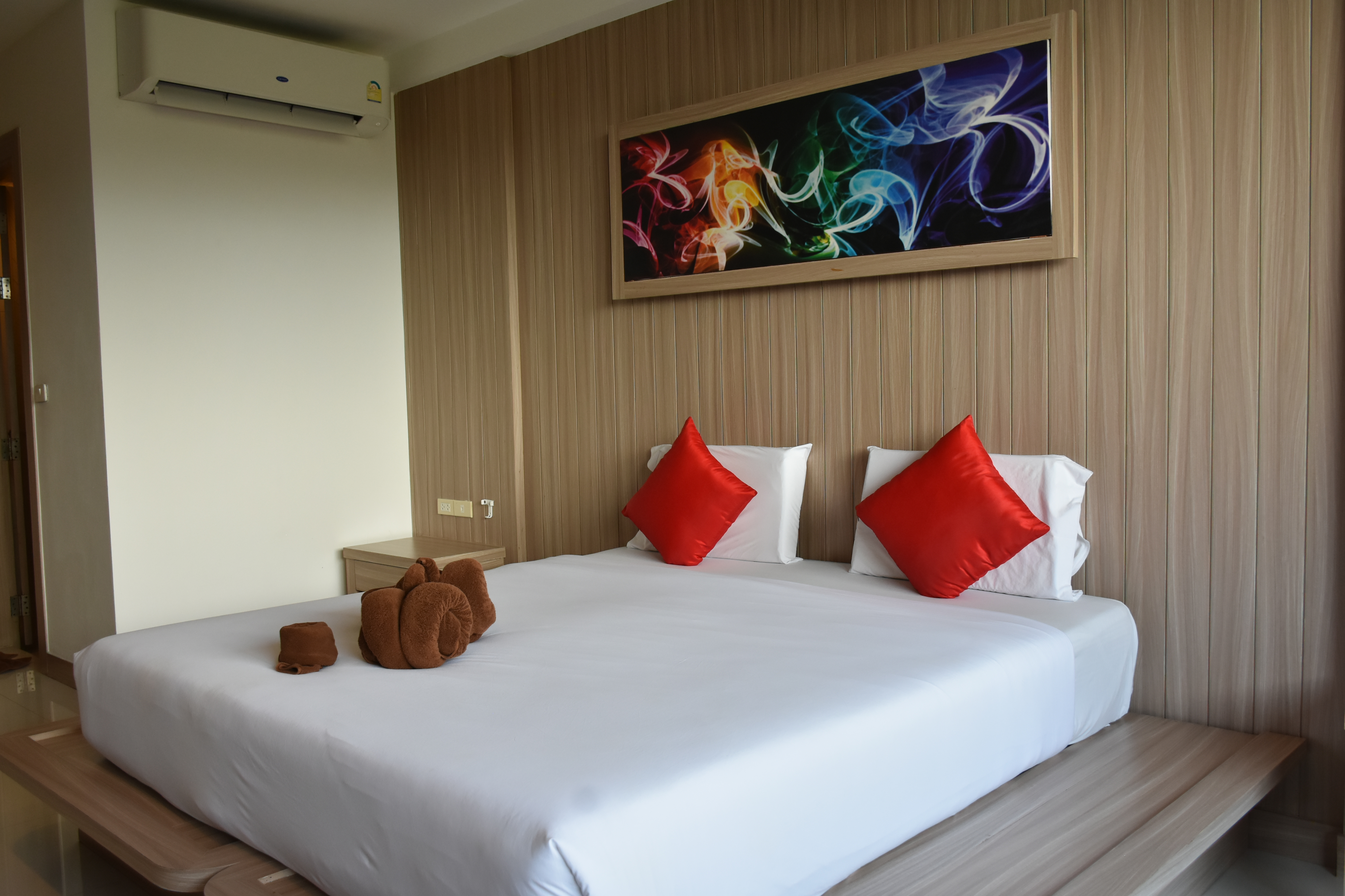Studio · 15 Rooms