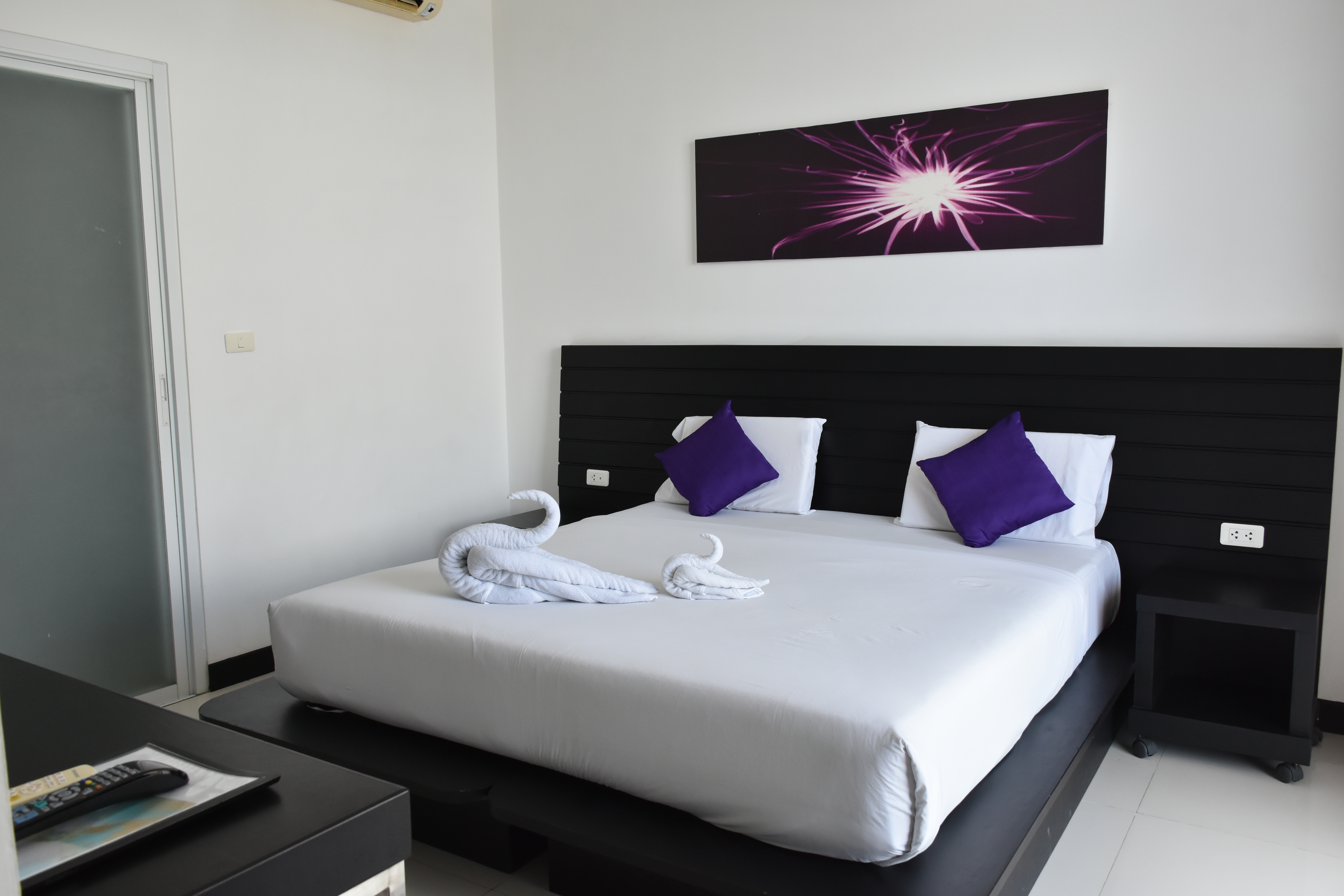 1 Bedroom Suite